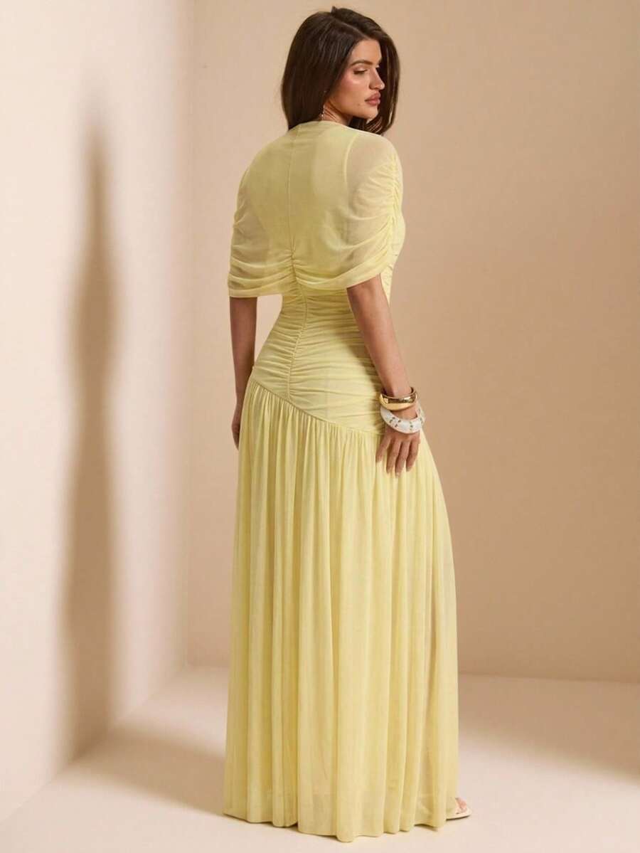 Tayna - Elegant Maxi Dress