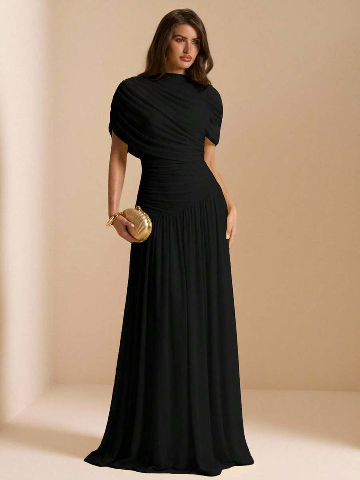 Tayna - Elegant Maxi Dress