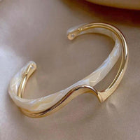Soft Glow Opal Gold Bracelet