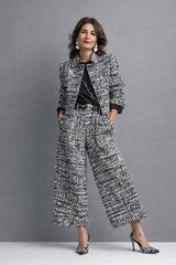 Lucia - Sophisticated and Versatile Set