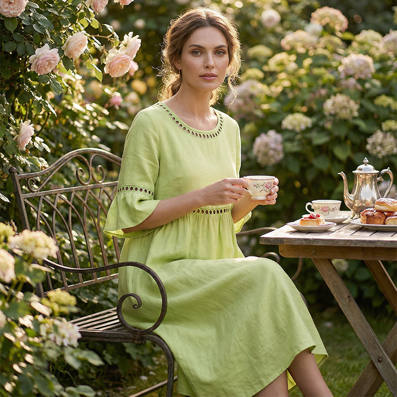Amara™ - Elegant Belly-Hiding Midi Dress