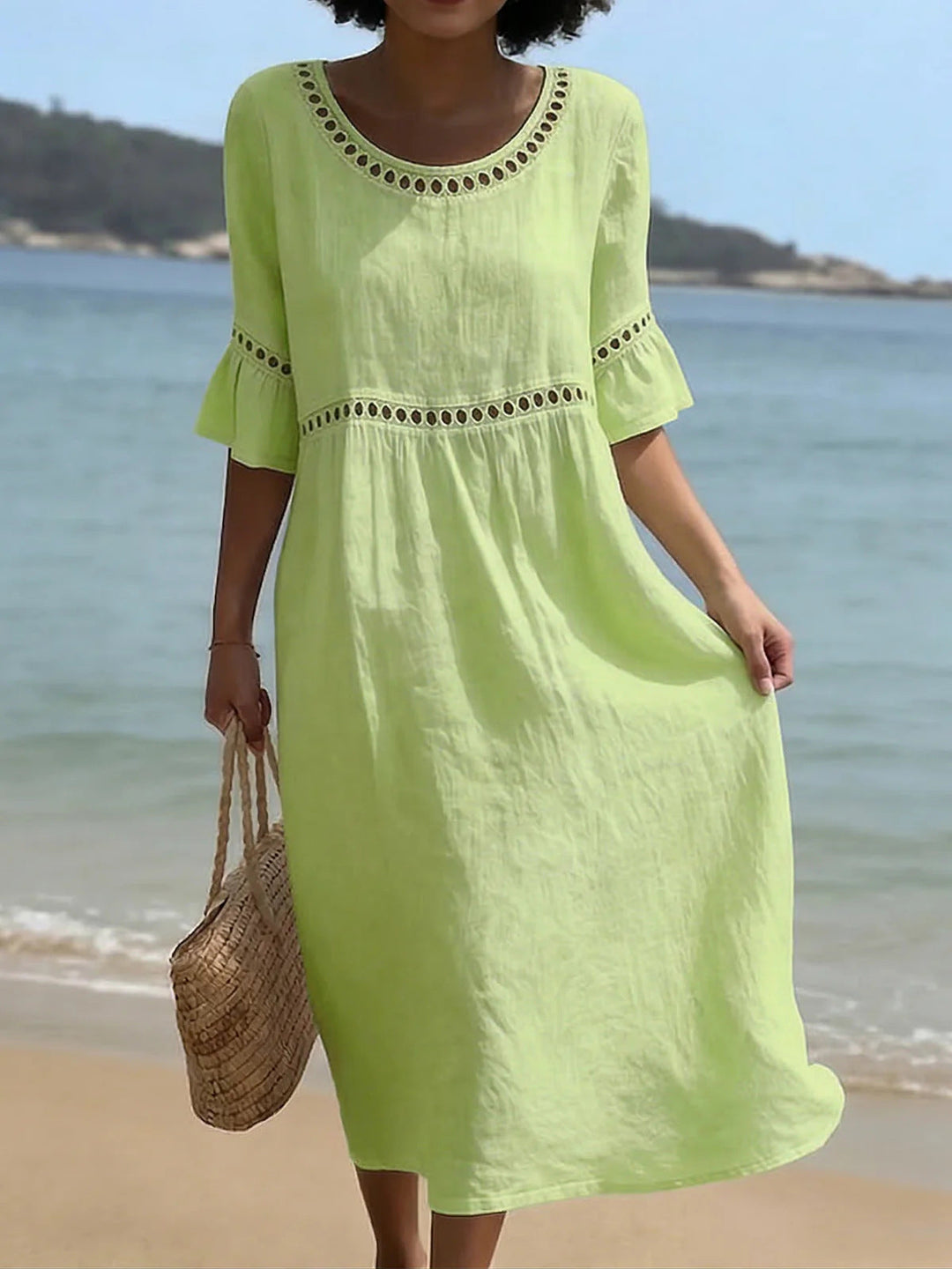 Amara™ - Elegant Belly-Hiding Midi Dress